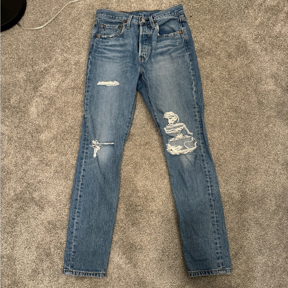 Levi’s, 501 skinny jean ripped, Size 26W, 30L
